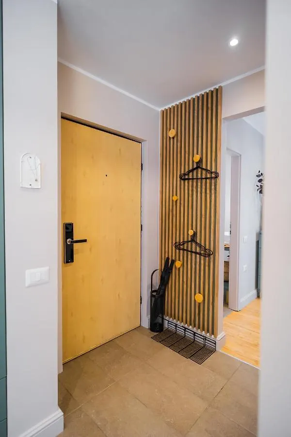 Victoriei Emerald & Pink Gems - Designer Apartments Bucharest 0*,  Romania
