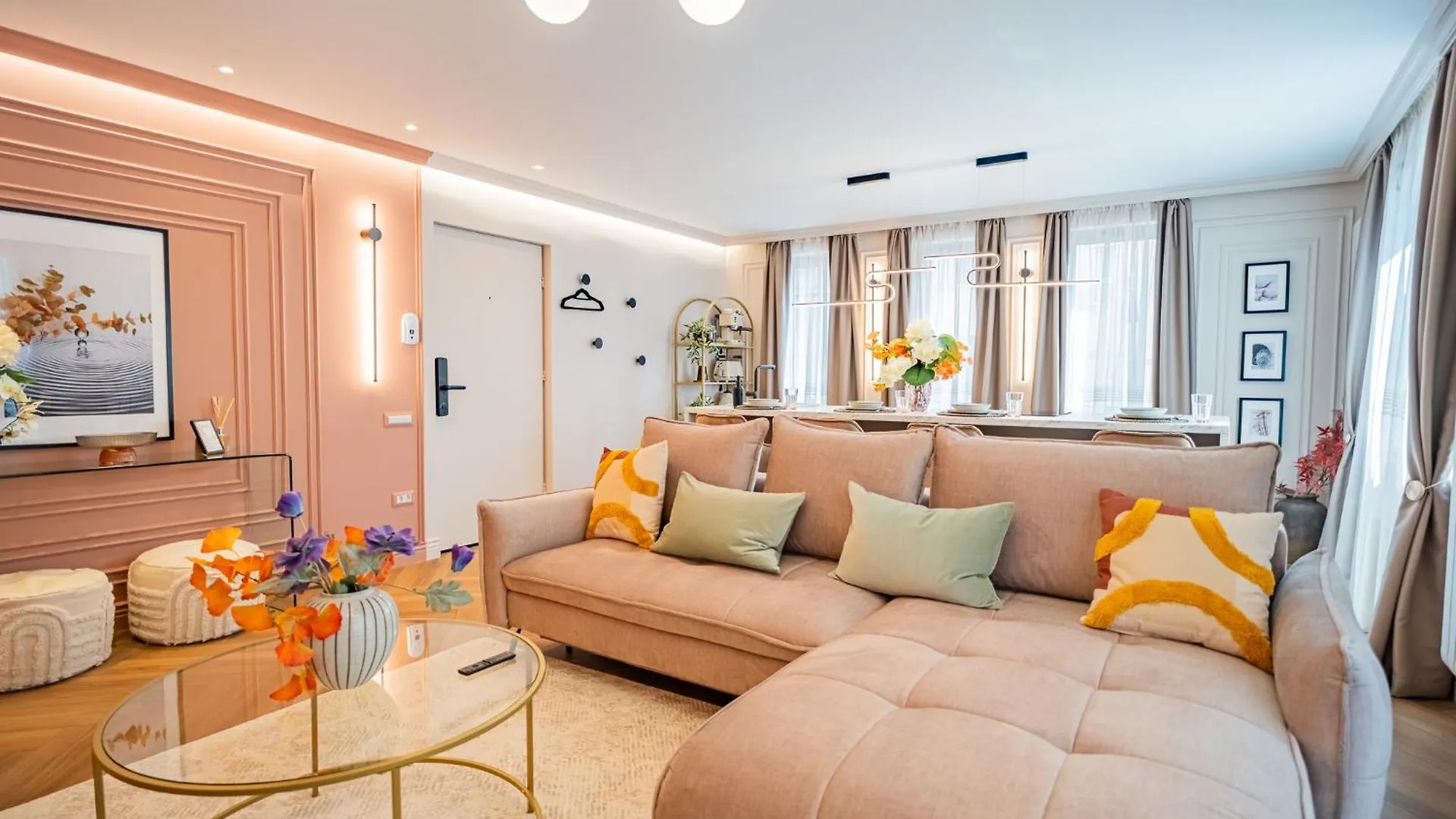 Victoriei Emerald & Pink Gems - Designer Apartments Bukurešť