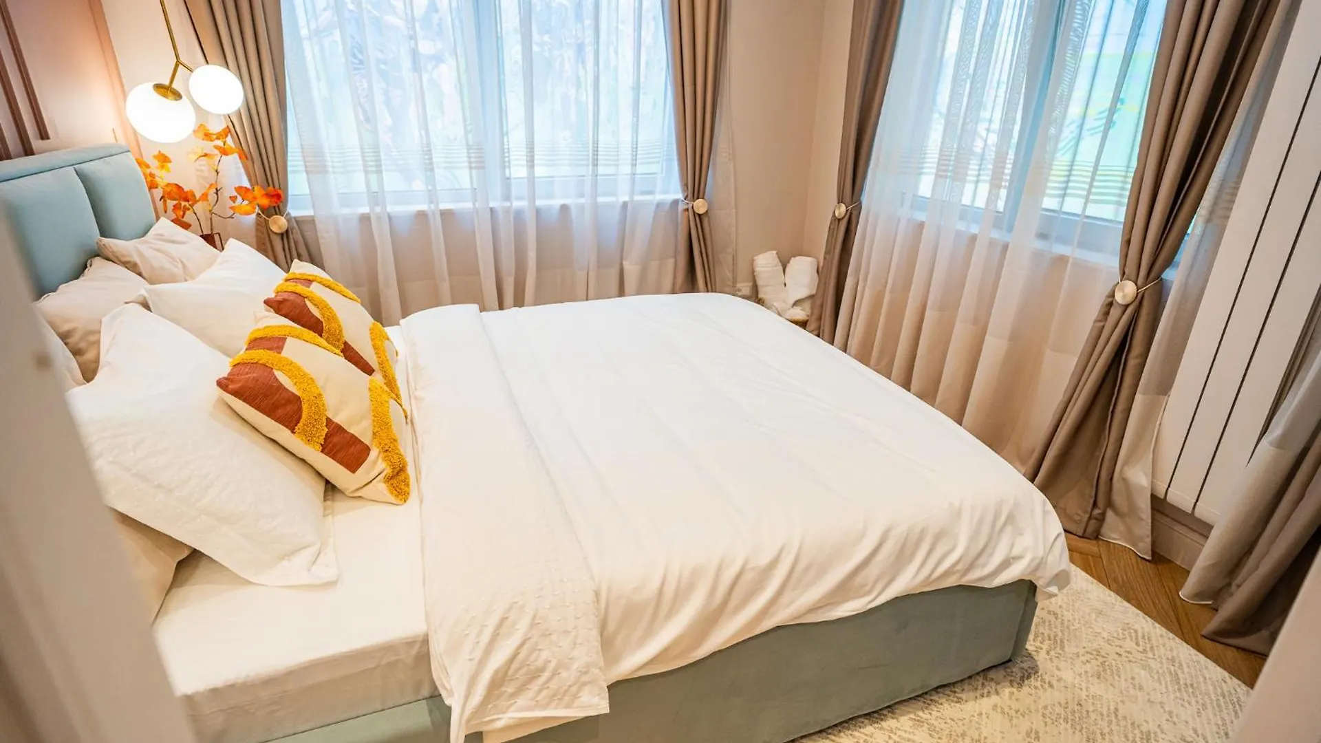 Victoriei Emerald & Pink Gems - Designer Apartments Bukurešť Rumunsko