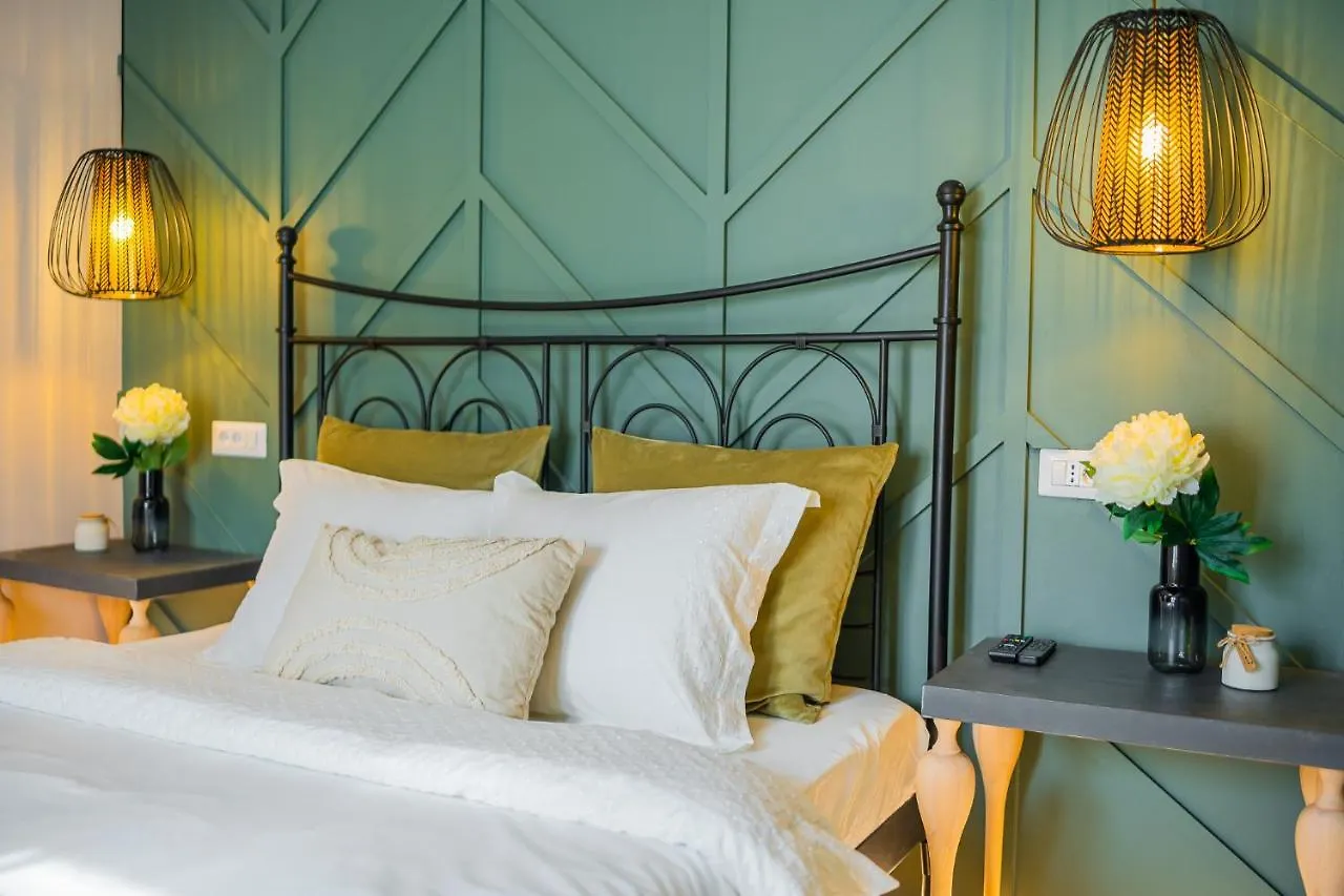 Victoriei Emerald & Pink Gems - Designer Apartments 부쿠레슈티