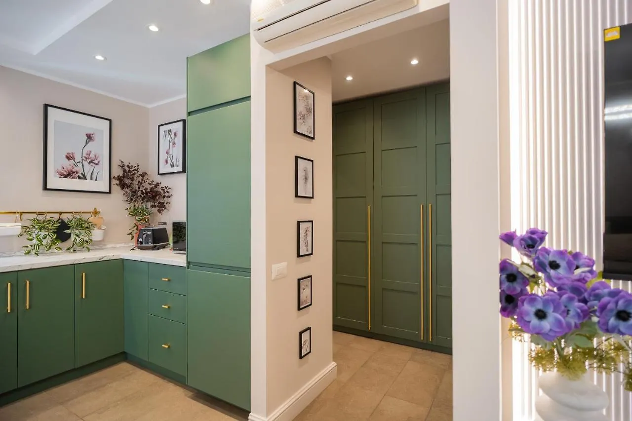 Victoriei Emerald & Pink Gems - Designer Apartments 부쿠레슈티