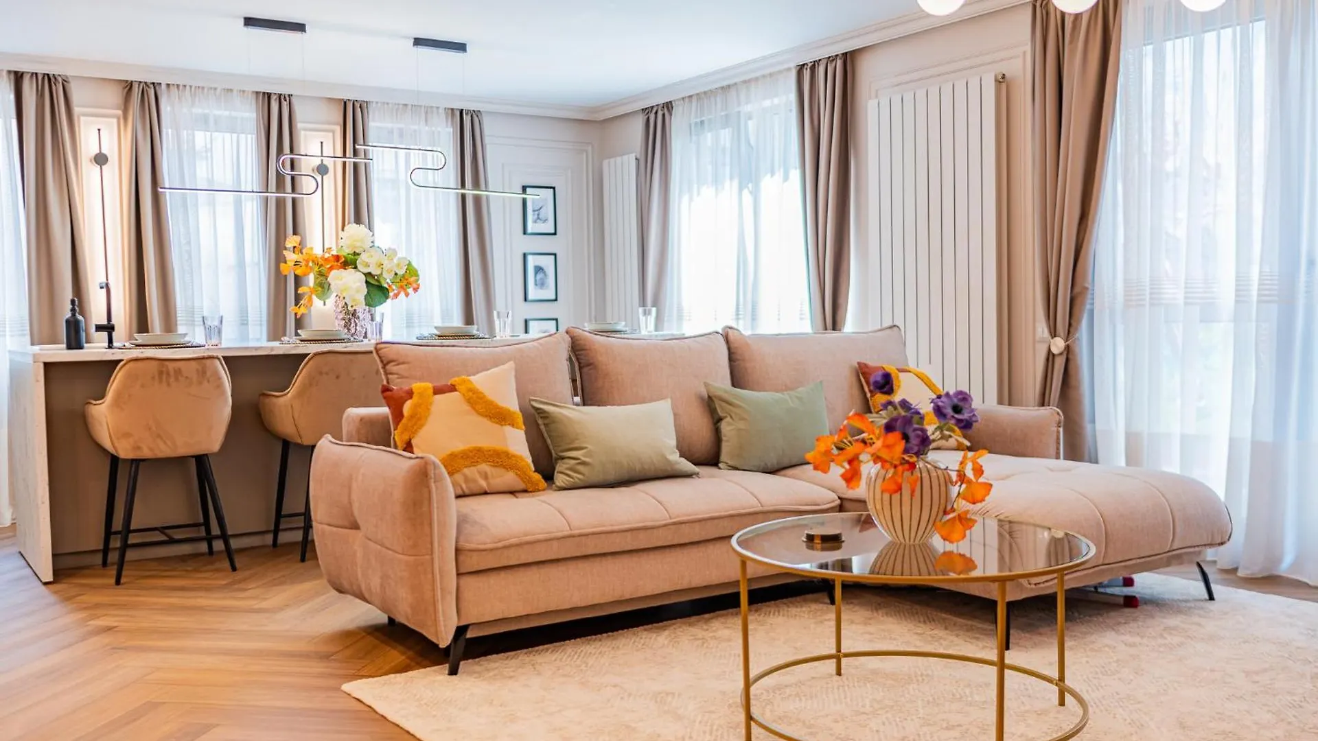 Victoriei Emerald & Pink Gems - Designer Apartments 부쿠레슈티 0*,